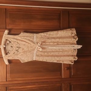 Coincidence and Chance Size 2 Lace Dress